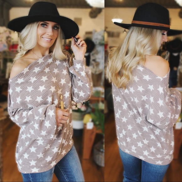 Star Gazer Waffle Knit Top-Taupe - Picture 5 of 5